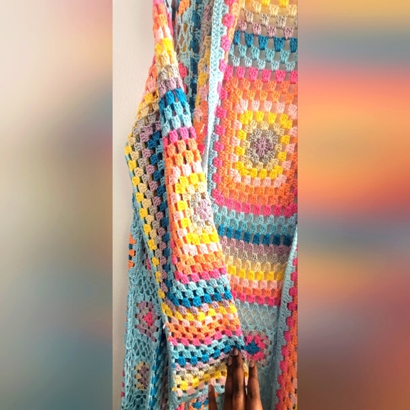 Long Multi Color Knitted Cardigan - Picture 3 of 7